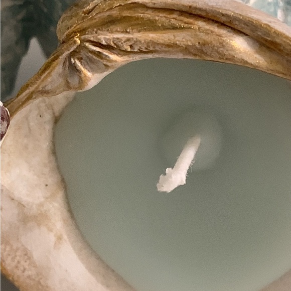 Shabby Chic Boho Shell Decor - Handmade Soy Wax Candle in a Seashell - Picture 8 of 14